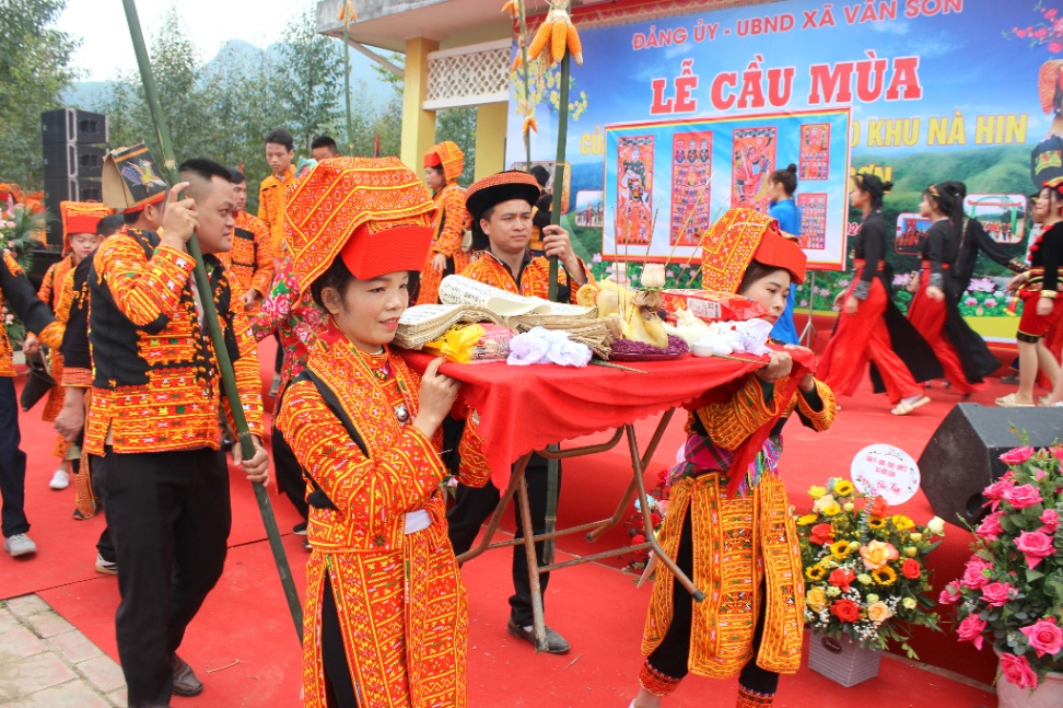 Sơn Động: Lễ hội cầu mùa của dân tộc Dao|https://bdt.bacgiang.gov.vn/chi-tiet-tin-tuc/-/asset_publisher/ivaa62McqTU0/content/son-ong-le-hoi-cau-mua-cua-dan-toc-dao